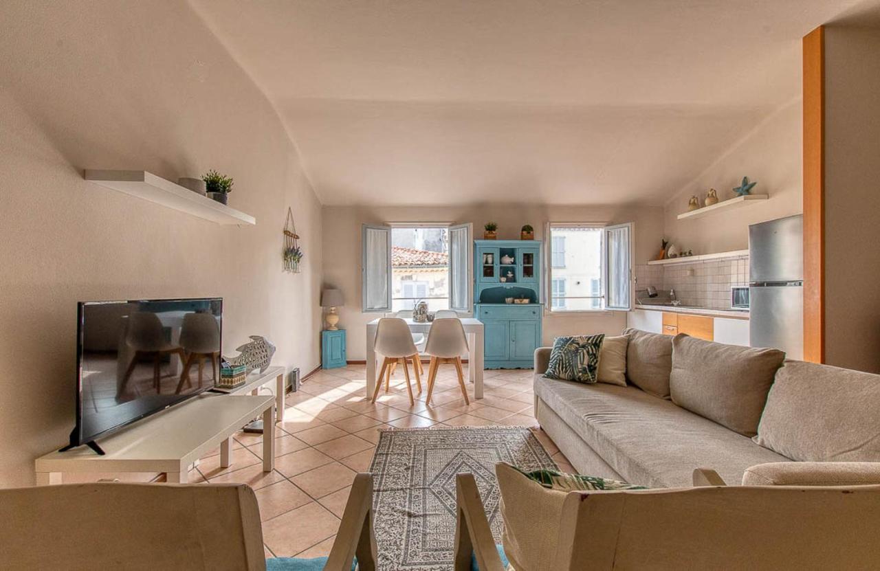 Superbe Appartement Dans Le Coeur De La Ville アンティーブ エクステリア 写真