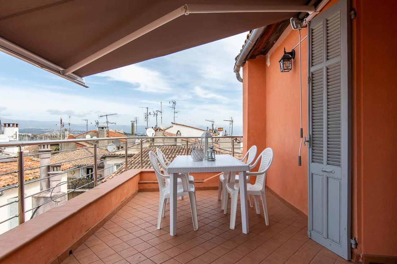 Superbe Appartement Dans Le Coeur De La Ville アンティーブ エクステリア 写真