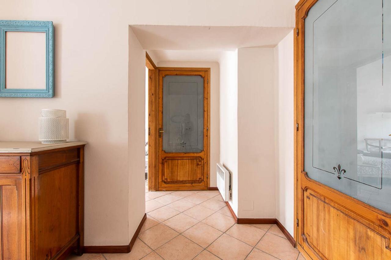 Superbe Appartement Dans Le Coeur De La Ville アンティーブ エクステリア 写真