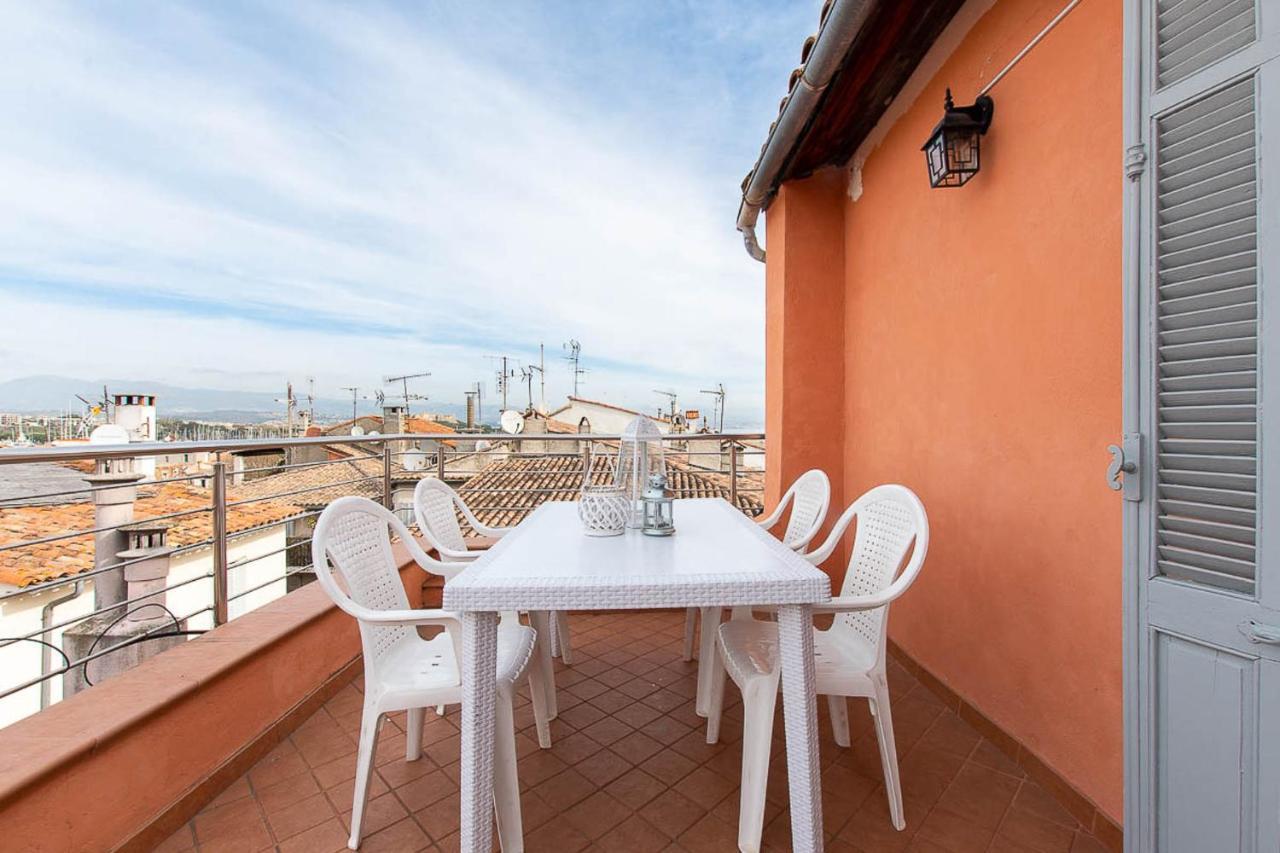 Superbe Appartement Dans Le Coeur De La Ville アンティーブ エクステリア 写真