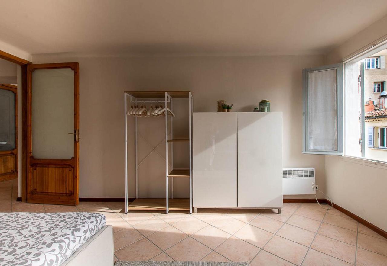 Superbe Appartement Dans Le Coeur De La Ville アンティーブ エクステリア 写真
