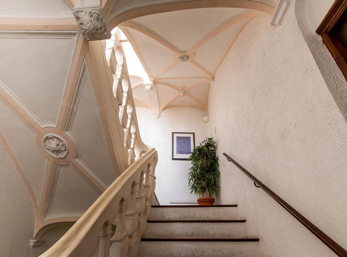Superbe Appartement Dans Le Coeur De La Ville アンティーブ エクステリア 写真